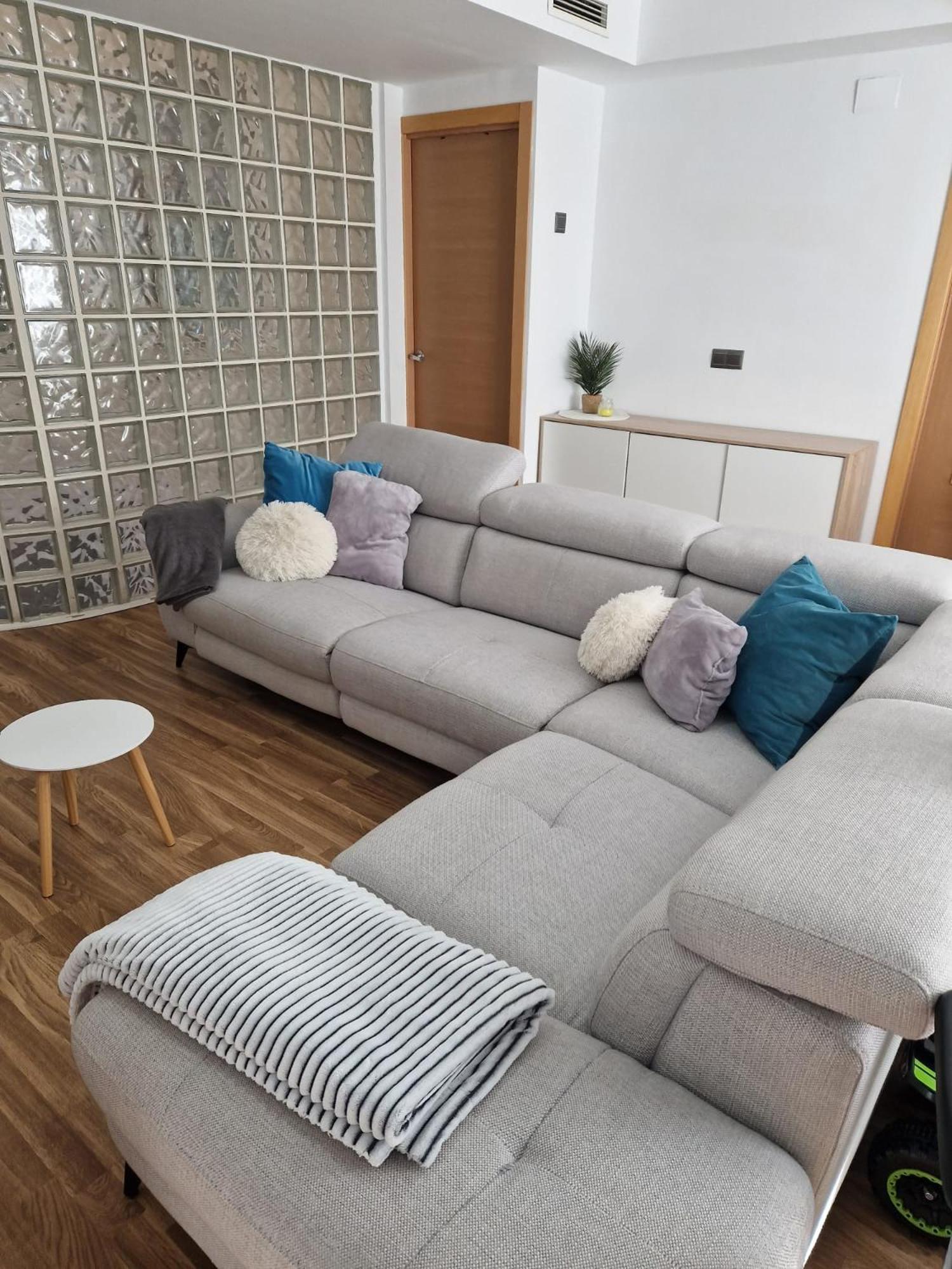 شقة Quarto Com Banheiro Privado Em Apartamento Familiar لقنت المظهر الخارجي الصورة